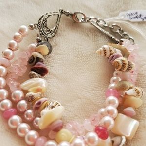 Pearl and shells boho bracelet